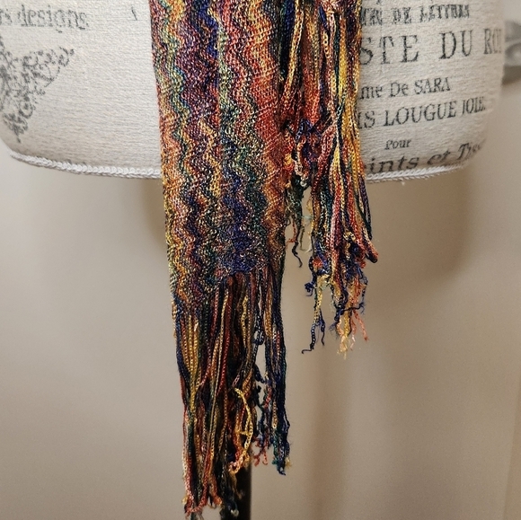 Vintage chevron rainbow knit fringe scarf - Picture 6 of 8